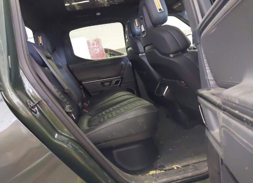 Photo 8 of 2023 Rivian R1t ADVENTURE QUAD MOTOR LARGE PACK (VIN 7FCTGAAAXPN017935)