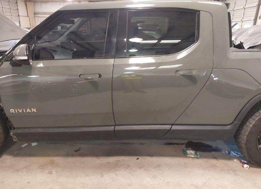 Photo 15 of 2022 Rivian R1t LAUNCH EDITION (VIN 7FCTGAAL0NN009423)