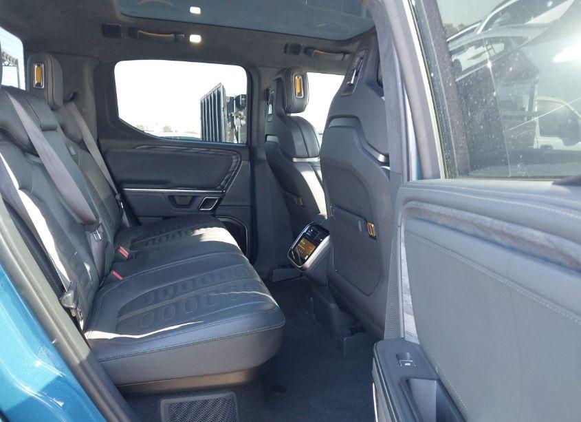 Photo 8 of 2022 Rivian R1t LAUNCH EDITION (VIN 7FCTGAAL3NN000778)