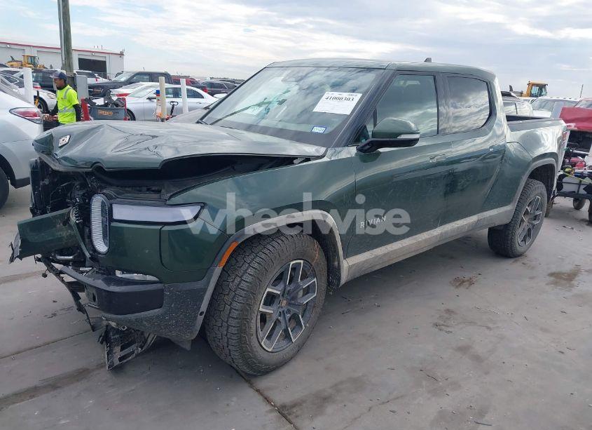 Photo 2 of 2023 Rivian R1t ADVENTURE/ADVENTURE DUAL MOTOR LARGE PACK/ADVENTURE DUAL MOTOR MAX PACK (VIN 7FCTGBAA6PN027609)