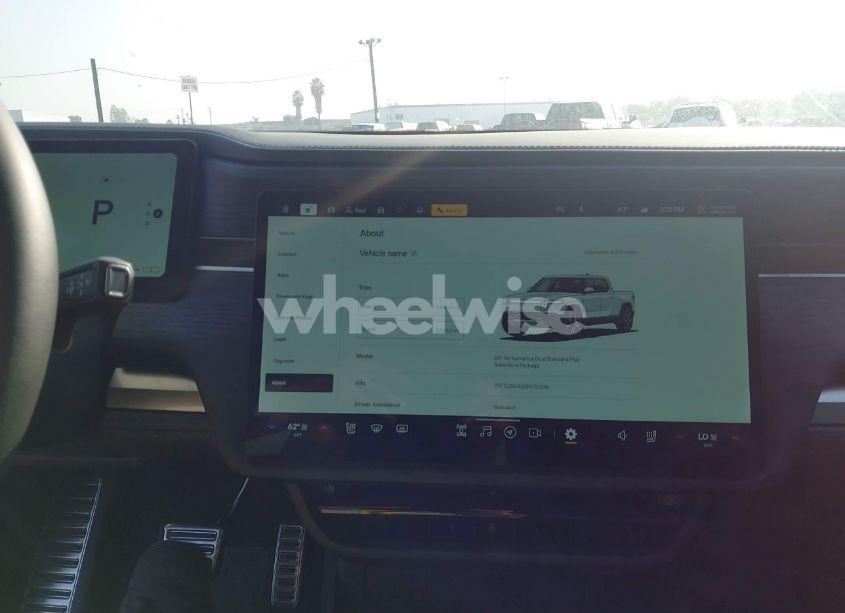 Photo 15 of 2024 Rivian R1t ADVENTURE DUAL MOTOR LARGE PACK/ADVENTURE DUAL MOTOR PERF LARGE PACK (VIN 7FCTGBAAXRN032590)