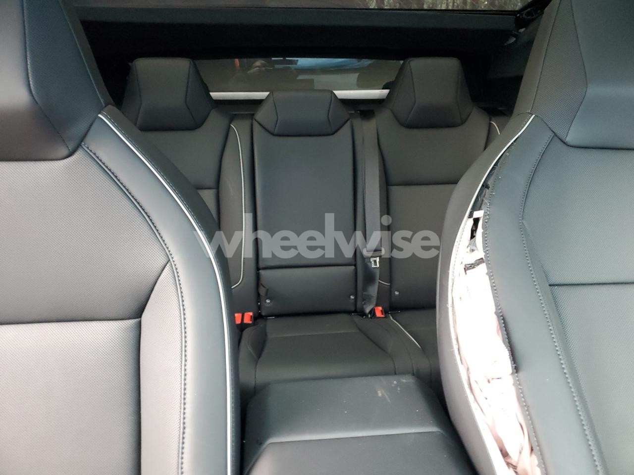 Photo 10 of 2025 TESLA CYBERTRUCK (VIN 7G2CEHED0SA079712)