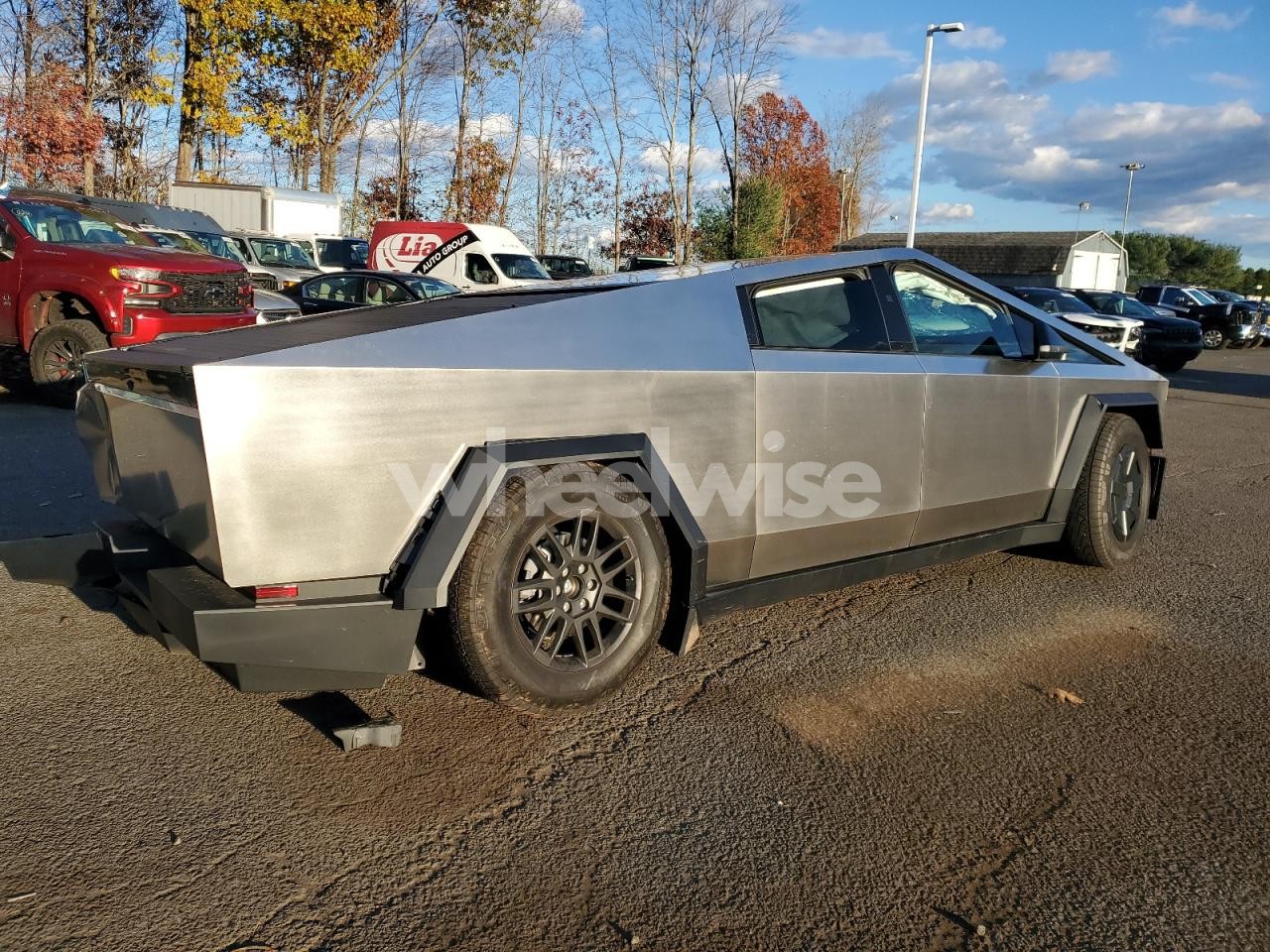 Photo 3 of 2025 TESLA CYBERTRUCK (VIN 7G2CEHED0SA079712)