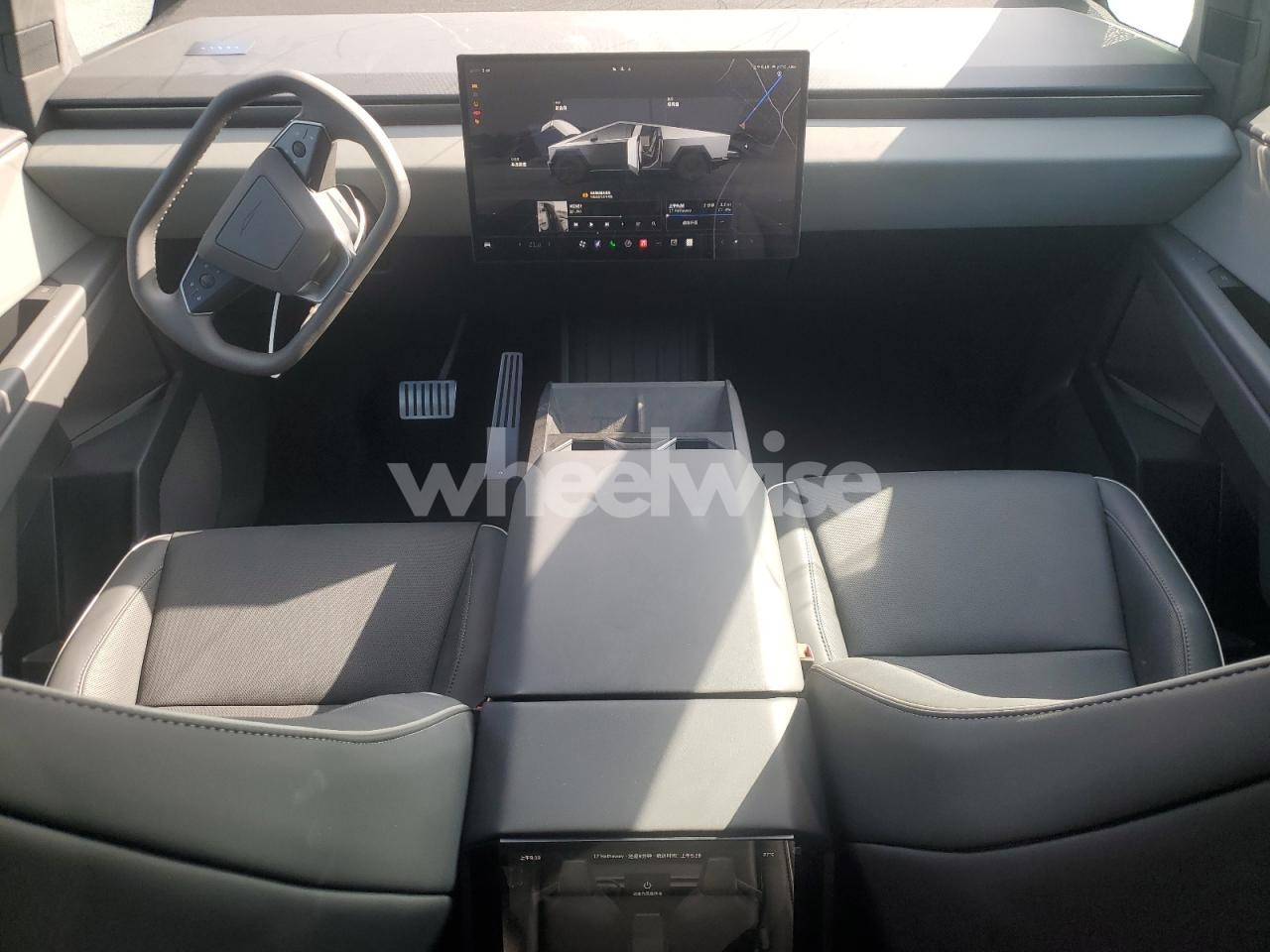 Photo 8 of 2025 TESLA CYBERTRUCK (VIN 7G2CEHED3SA075878)