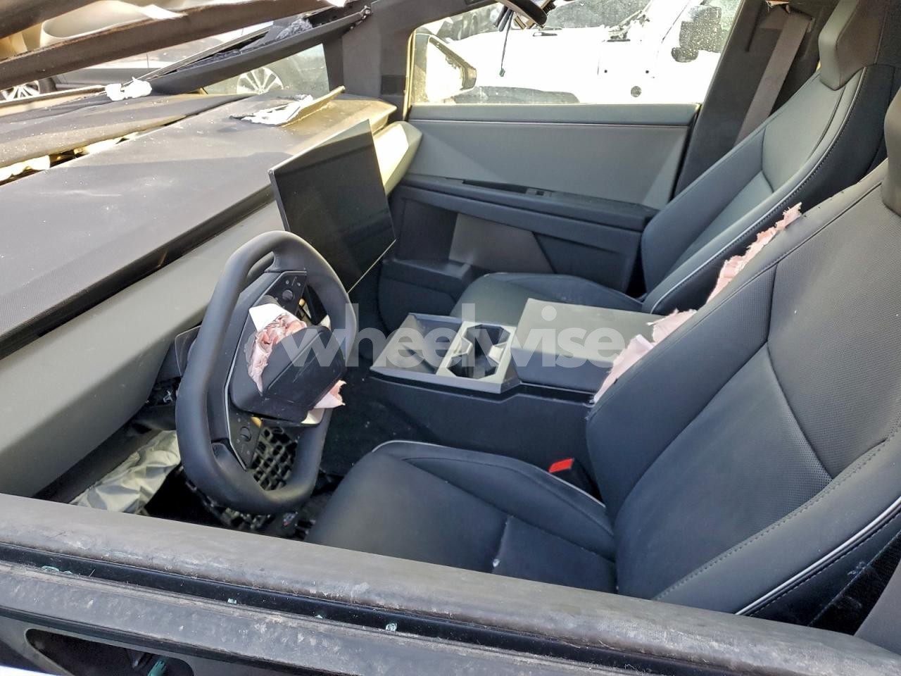 Photo 7 of 2025 TESLA CYBERTRUCK (VIN 7G2CEHED9SA058678)