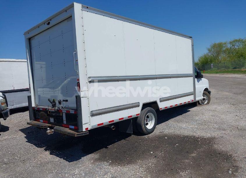 Photo 4 of 2023 Gmc Savana CUTAWAY WORK VAN (VIN 7GZ37TC71PN004366)