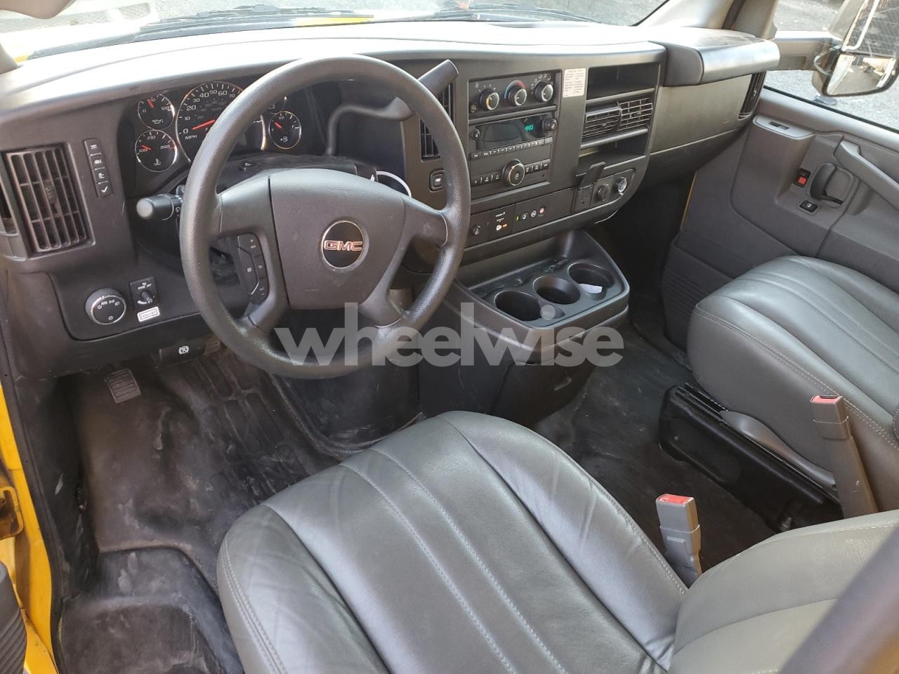 Photo 8 of 2023 GMC SAVANA CUTAWAY G3500 (VIN 7GZ37TC76PN004508)