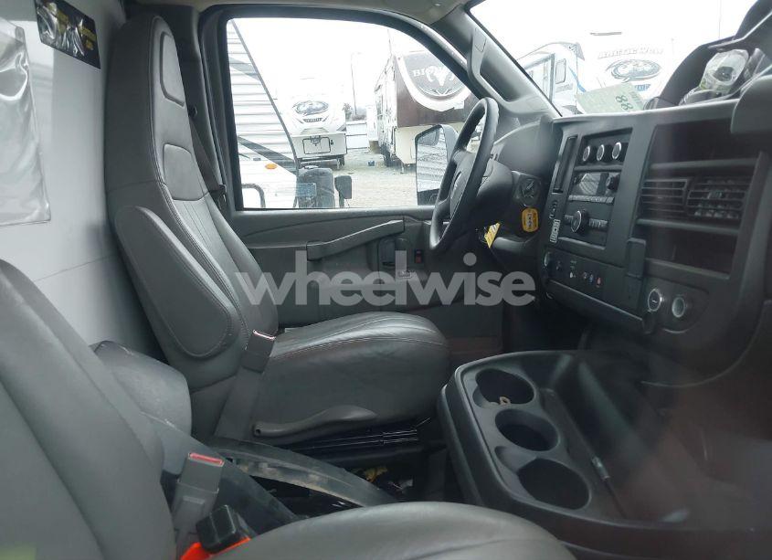 Photo 5 of 2023 Gmc Savana 3500 WORK VAN (VIN 7GZ37TC78PN009807)