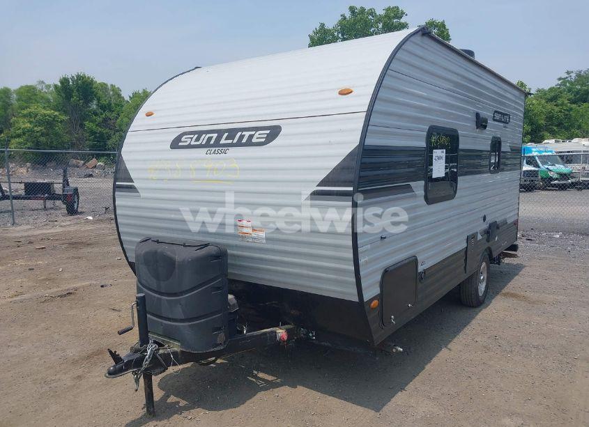Photo 7 of 2021 Sunset Park RV SUN LITE SERIES M-18 (VIN 7J3U1EE12MS003601)