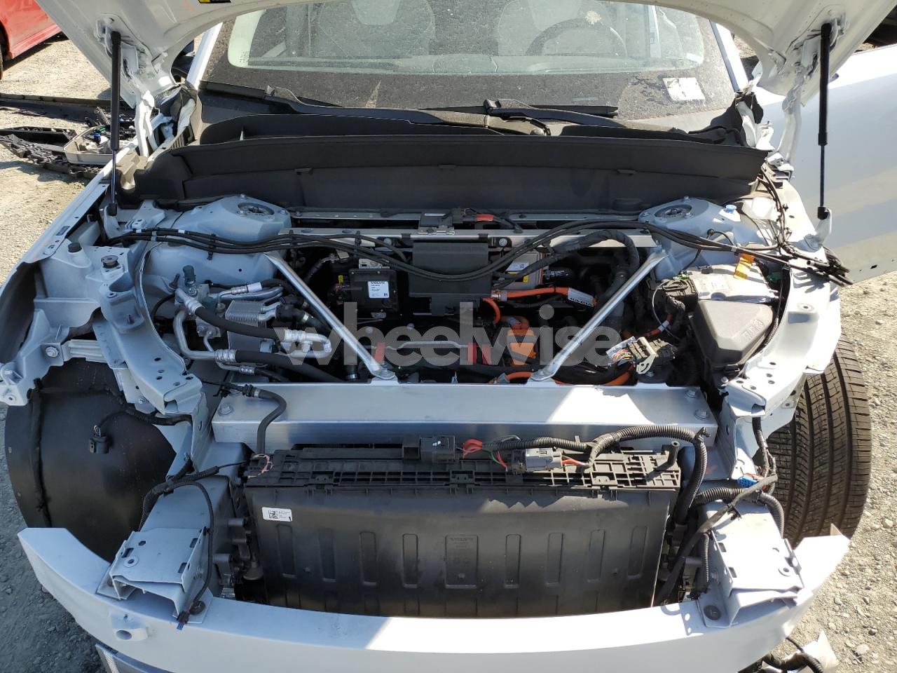 Photo 12 of 2025 VOLVO EX90 PLUS (VIN 7JDEV3VK1SG005115)