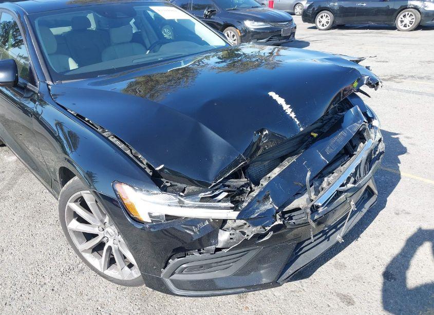 Photo 17 of 2019 Volvo S60 T5 MOMENTUM (VIN 7JR102FKXKG003444)