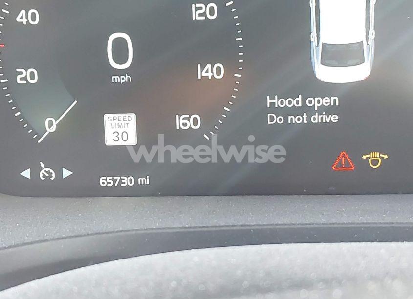Photo 16 of 2019 Volvo S60 T5 INSCRIPTION (VIN 7JR102FL4KG013802)