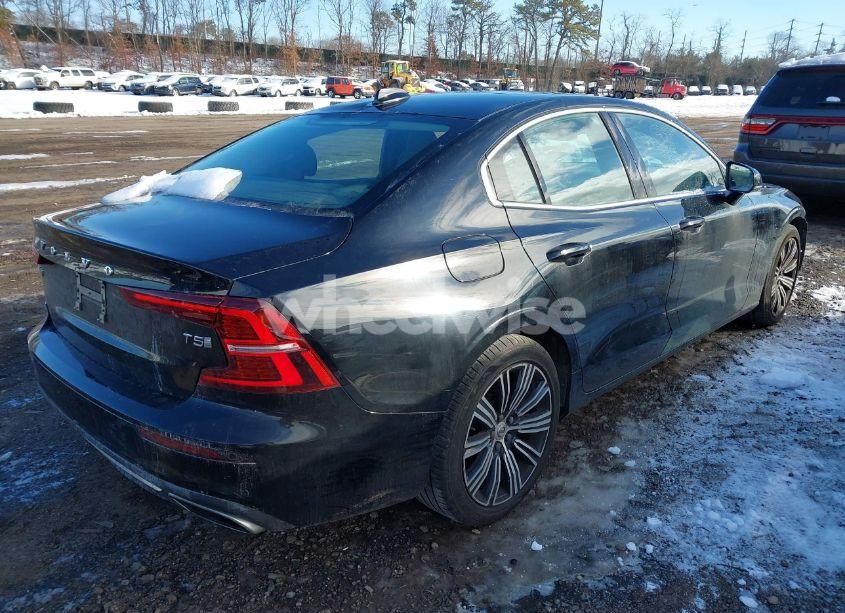 Photo 4 of 2019 Volvo S60 T5 INSCRIPTION (VIN 7JR102FL4KG013802)