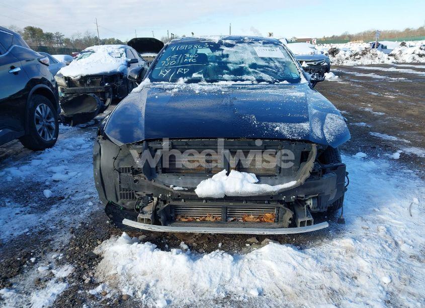 Photo 6 of 2019 Volvo S60 T5 INSCRIPTION (VIN 7JR102FL4KG013802)