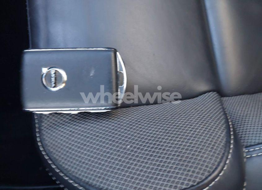 Photo 11 of 2019 Volvo S60 T5 R-DESIGN (VIN 7JR102FM3KG013010)