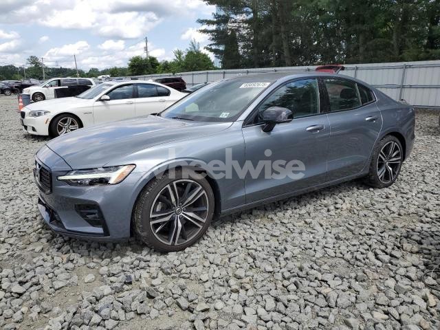 Photo 10 of 2021 VOLVO S60 T5 R-DESIGN N/A (VIN 7JR102TM4MG113060)