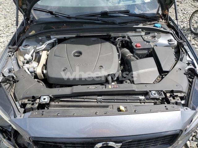 Photo 12 of 2021 VOLVO S60 T5 R-DESIGN N/A (VIN 7JR102TM4MG113060)