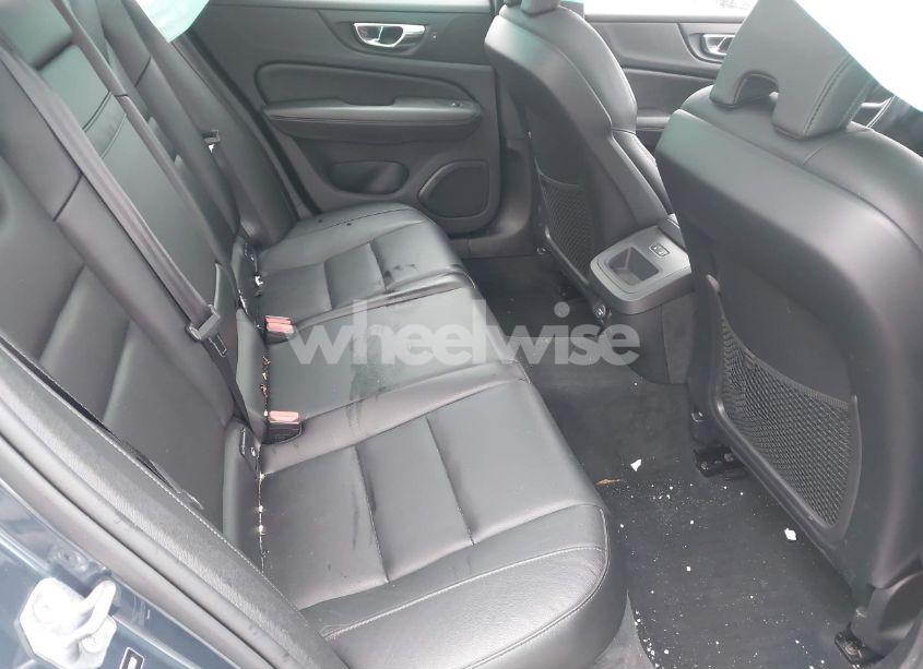 Photo 8 of 2019 Volvo S60 T6 MOMENTUM (VIN 7JRA22TK2KG013593)