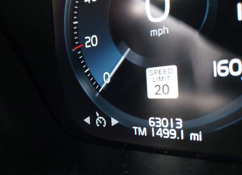 Photo 7 of 2019 Volvo S60 T6 MOMENTUM (VIN 7JRA22TK6KG014472)