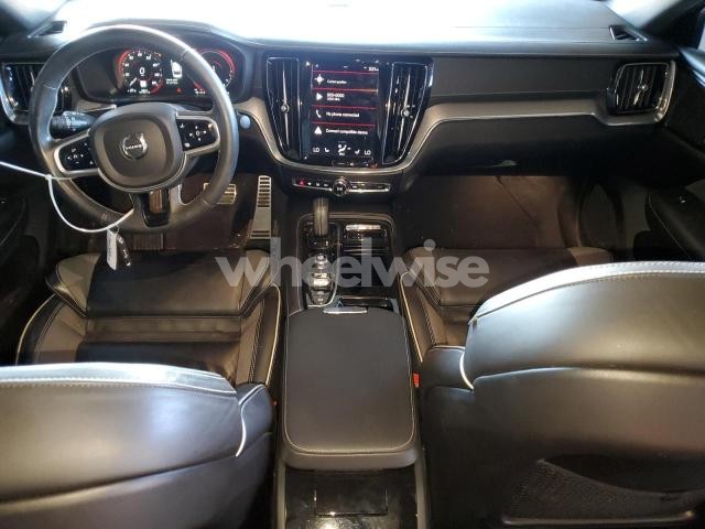 Photo 10 of 2021 VOLVO S60 T8 RECHARGE R-DESIGN N/A (VIN 7JRBR0FM9MG113162)