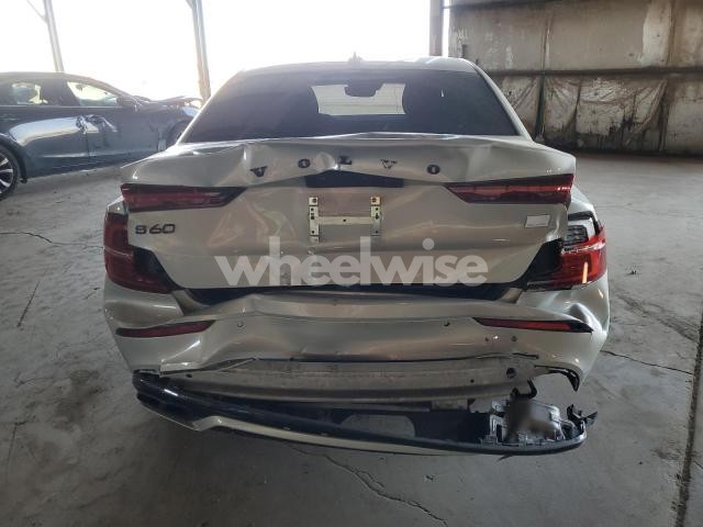 Photo 8 of 2021 VOLVO S60 T8 RECHARGE R-DESIGN N/A (VIN 7JRBR0FM9MG113162)