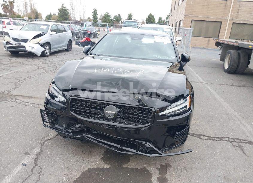 Photo 6 of 2024 Volvo S60 RECHARGE PLUG-IN HYBRID T8 ULTIMATE BLACK EDITION (VIN 7JRH60FJ2RG308259)