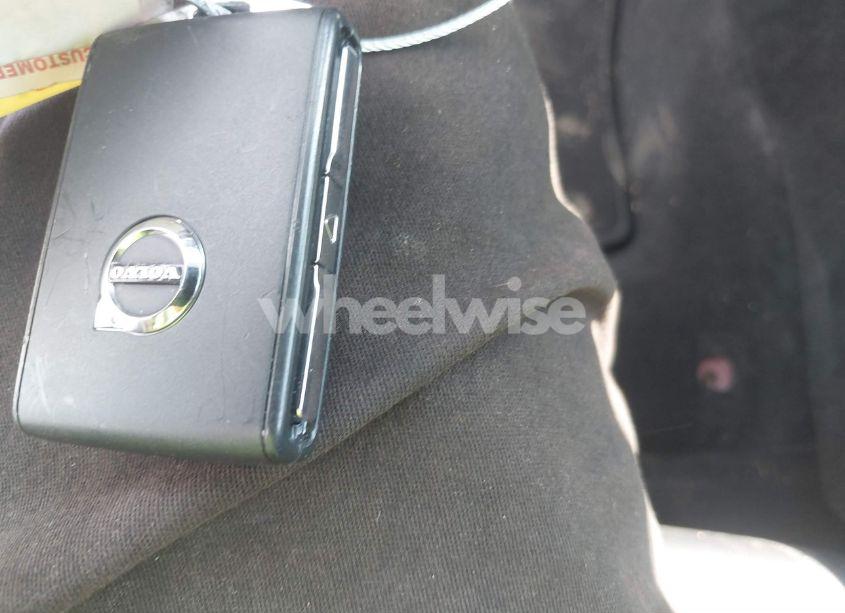 Photo 11 of 2024 Volvo S60 RECHARGE PLUG-IN HYBRID T8 CORE DARK THEME (VIN 7JRH60FK7RG310601)