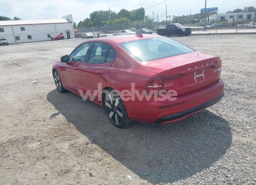 Photo 3 of 2024 Volvo S60 RECHARGE PLUG-IN HYBRID T8 CORE DARK THEME (VIN 7JRH60FK7RG310601)