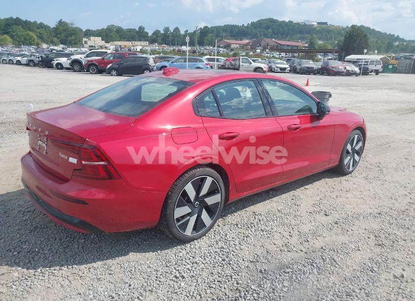 Photo 4 of 2024 Volvo S60 RECHARGE PLUG-IN HYBRID T8 CORE DARK THEME (VIN 7JRH60FK7RG310601)