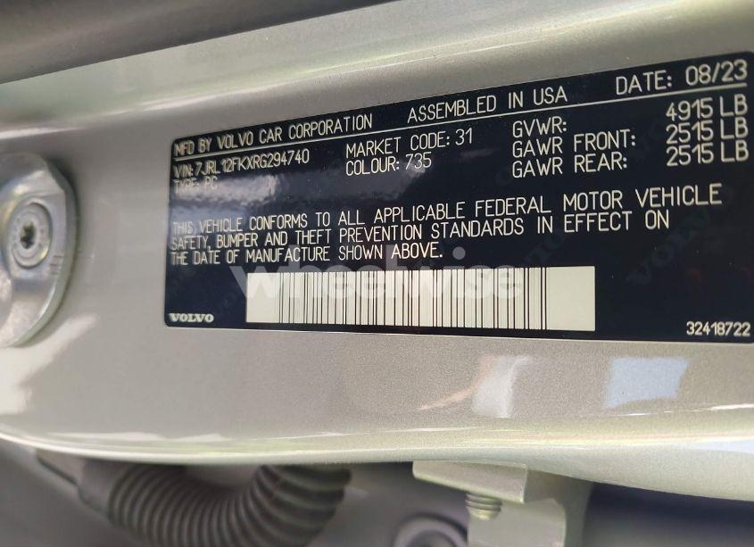 Photo 9 of 2024 Volvo S60 B5 CORE DARK THEME (VIN 7JRL12FKXRG294740)