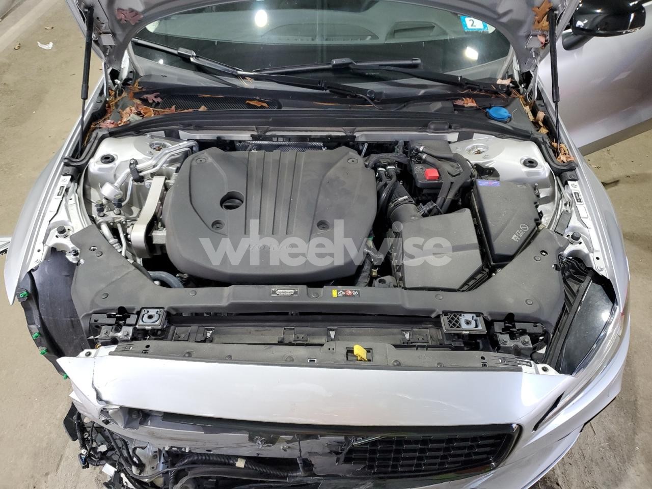 Photo 11 of 2022 VOLVO S60 B5 MOMENTUM (VIN 7JRL12TZ3NG155299)