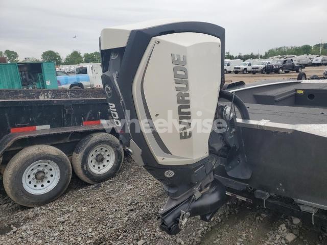 Photo 4 of 2021 WELLCRAFT BOAT (VIN 7KD1E142XNU002372)