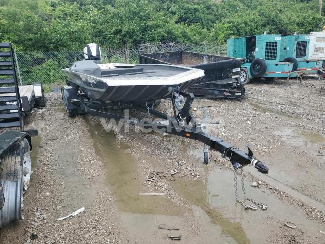 Photo 8 of 2021 WELLCRAFT BOAT (VIN 7KD1E142XNU002372)