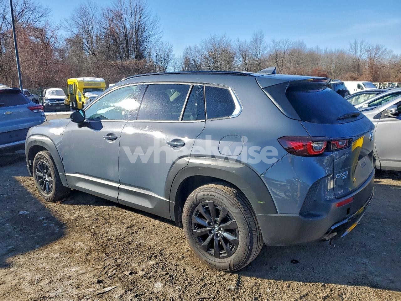 Photo 2 of 2025 MAZDA CX-50 PREMIUM (VIN 7MMVAADW3SN131355)