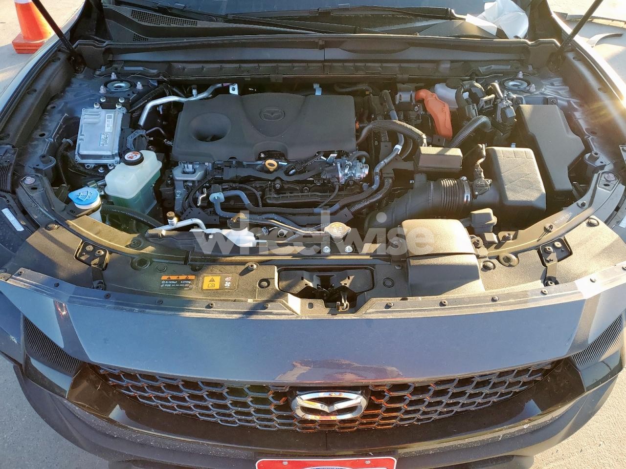 Photo 11 of 2025 MAZDA CX-50 PREMIUM PLUS (VIN 7MMVAAEW4SN123585)