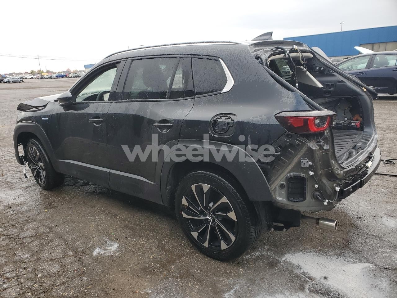 Photo 2 of 2025 MAZDA CX-50 PREMIUM PLUS (VIN 7MMVAAEW6SN130988)