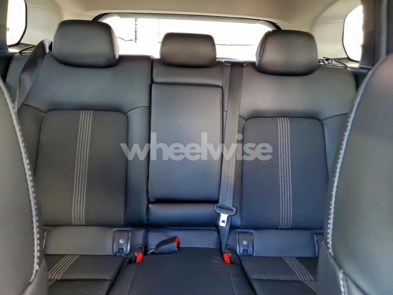 Photo 10 of 2025 MAZDA CX-50 PREFERRED (VIN 7MMVABBM6SN335820)