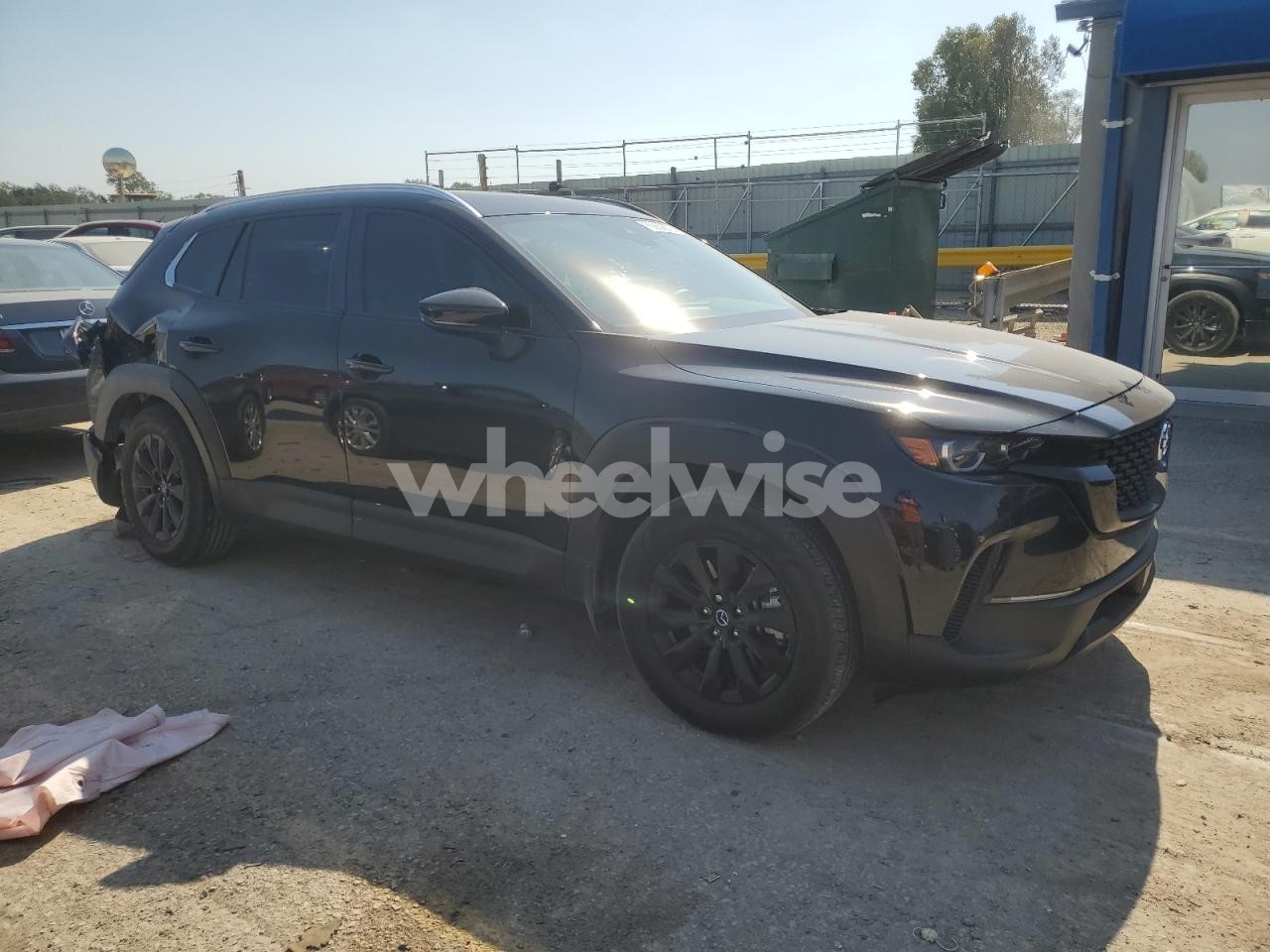 Photo 4 of 2024 MAZDA CX-50 PREMIUM (VIN 7MMVABDM5RN191393)