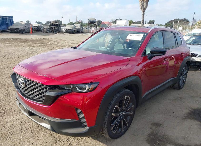 Photo 2 of 2023 Mazda Cx-50 2.5 S PREMIUM PLUS (VIN 7MMVABEM5PN121629)