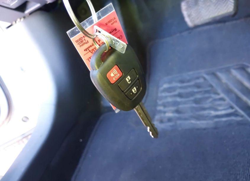 Photo 11 of 2024 Toyota Corolla CROSS L (VIN 7MUAAAAG0RV078619)