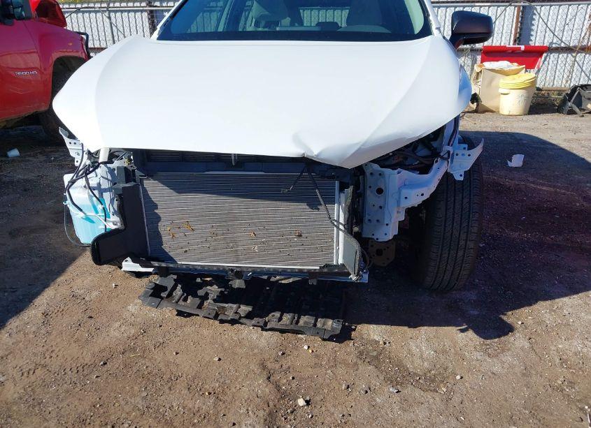 Photo 6 of 2024 Toyota Corolla CROSS L (VIN 7MUAAAAG0RV078619)