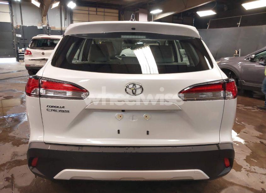 Photo 16 of 2024 Toyota Corolla CROSS L (VIN 7MUAAAAG0RV099499)