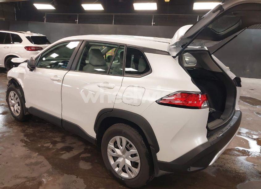 Photo 3 of 2024 Toyota Corolla CROSS L (VIN 7MUAAAAG0RV099499)