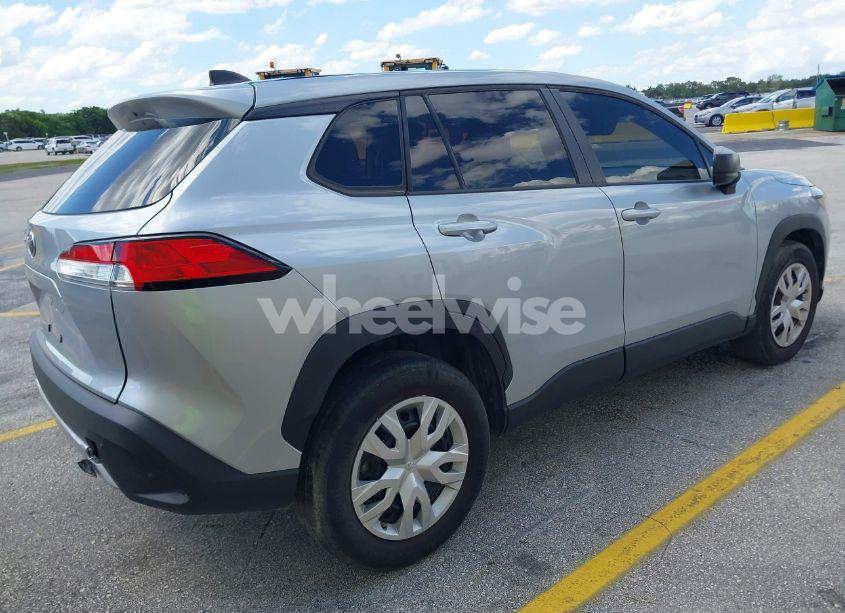 Photo 4 of 2023 Toyota Corolla CROSS L (VIN 7MUAAAAG1PV050373)