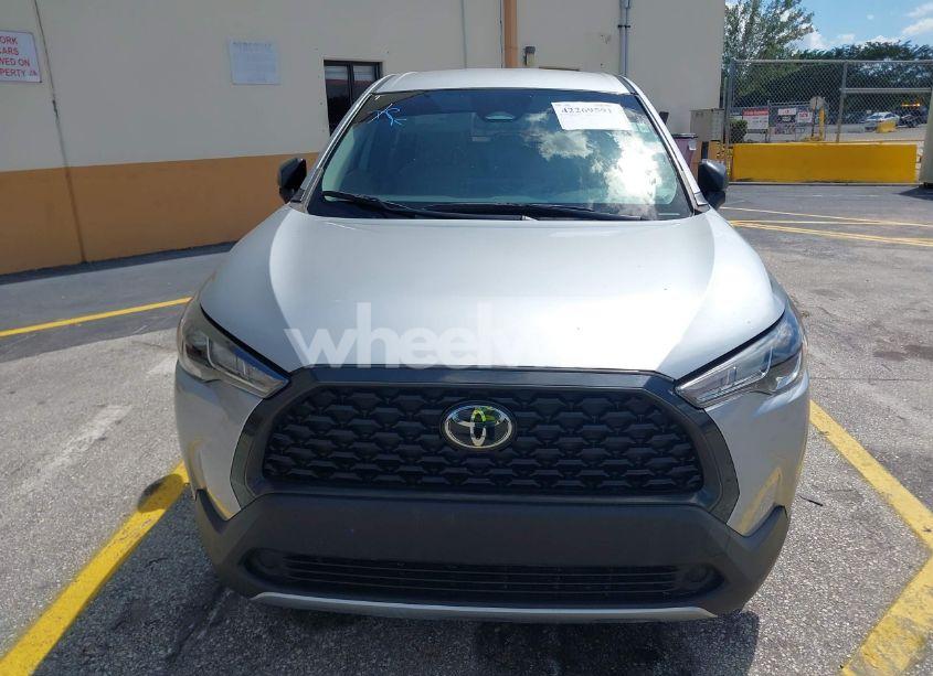 Photo 6 of 2023 Toyota Corolla CROSS L (VIN 7MUAAAAG1PV050373)