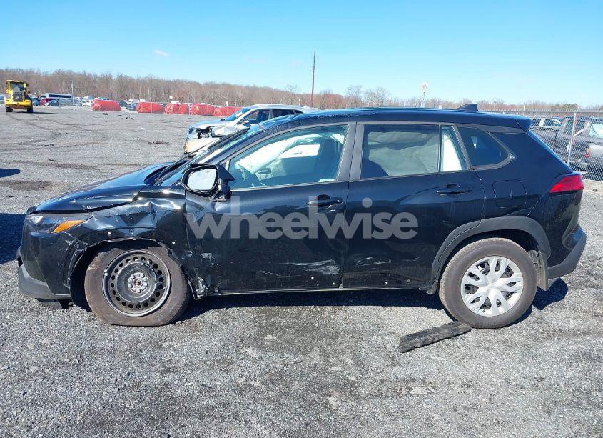 Photo 14 of 2024 Toyota Corolla CROSS L (VIN 7MUAAAAG1RV101003)