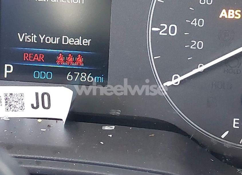 Photo 15 of 2024 Toyota Corolla CROSS L (VIN 7MUAAAAG1RV101003)