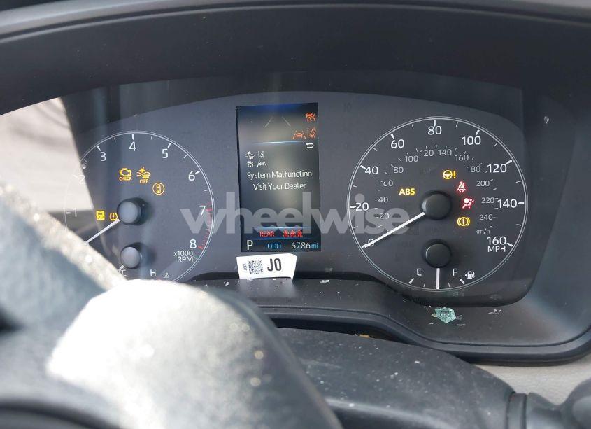 Photo 7 of 2024 Toyota Corolla CROSS L (VIN 7MUAAAAG1RV101003)