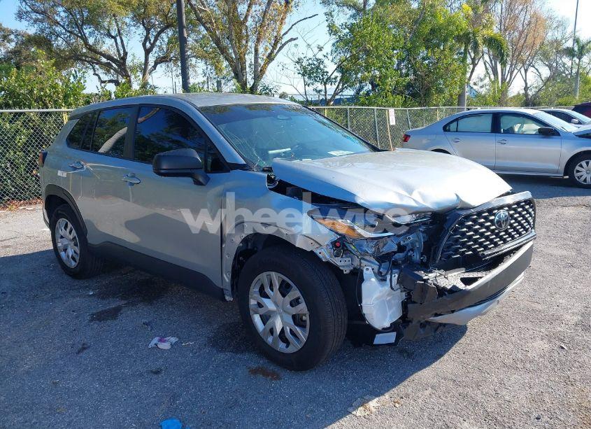 2024 Toyota Corolla CROSS L (VIN 7MUAAAAG1RV103480) main photo