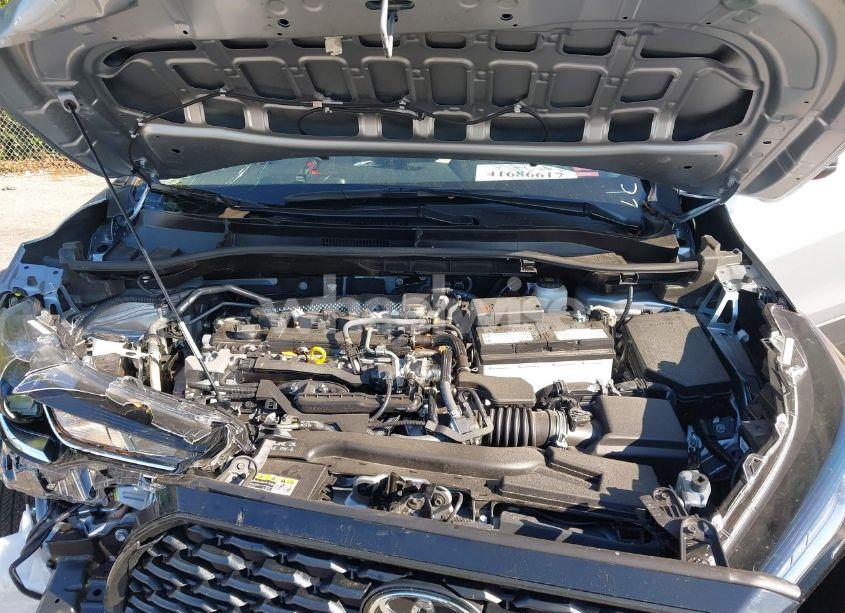 Photo 10 of 2024 Toyota Corolla CROSS L (VIN 7MUAAAAG1RV103480)